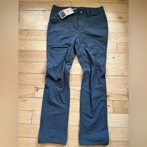 NWT Men’s Outdoor Research voodoo pants, 32 waist, 32 length